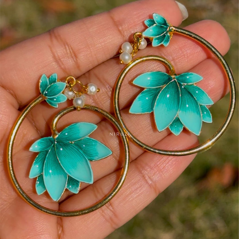 Lady Lotus Earrings