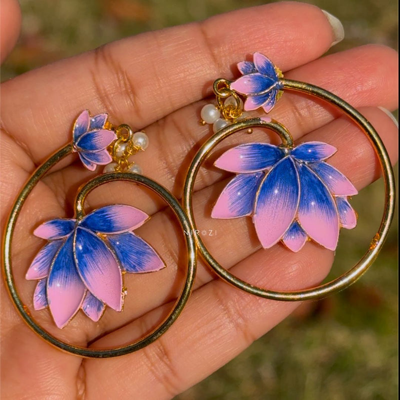 Lady Lotus Earrings