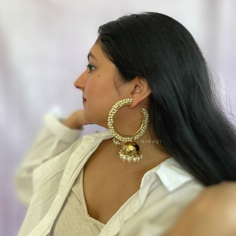 Naina - pearl hoops earrings