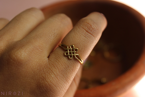 Handcrafted pure brass (nickel-free) ring. Eternal knot ring. Completely handcrafted ring. Everyday wear rings. Dainty rings.